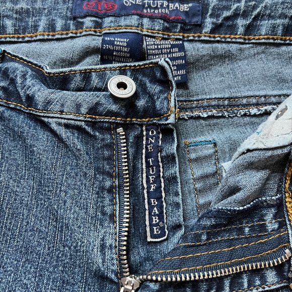 One Tuff Babe Jeans - Picture 3 of 6